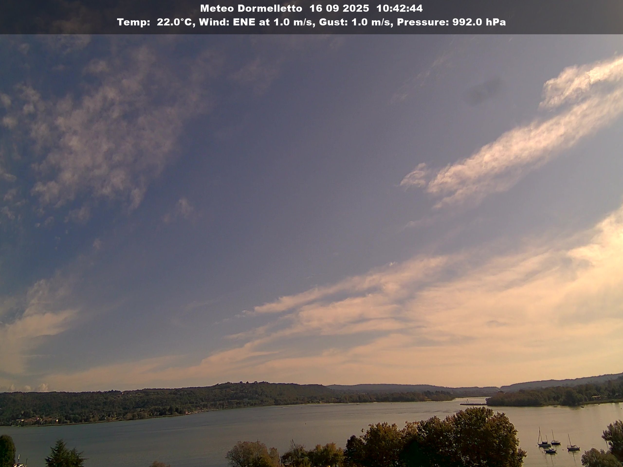 immagine della webcam nei dintorni di Comignago: webcam Dormelletto